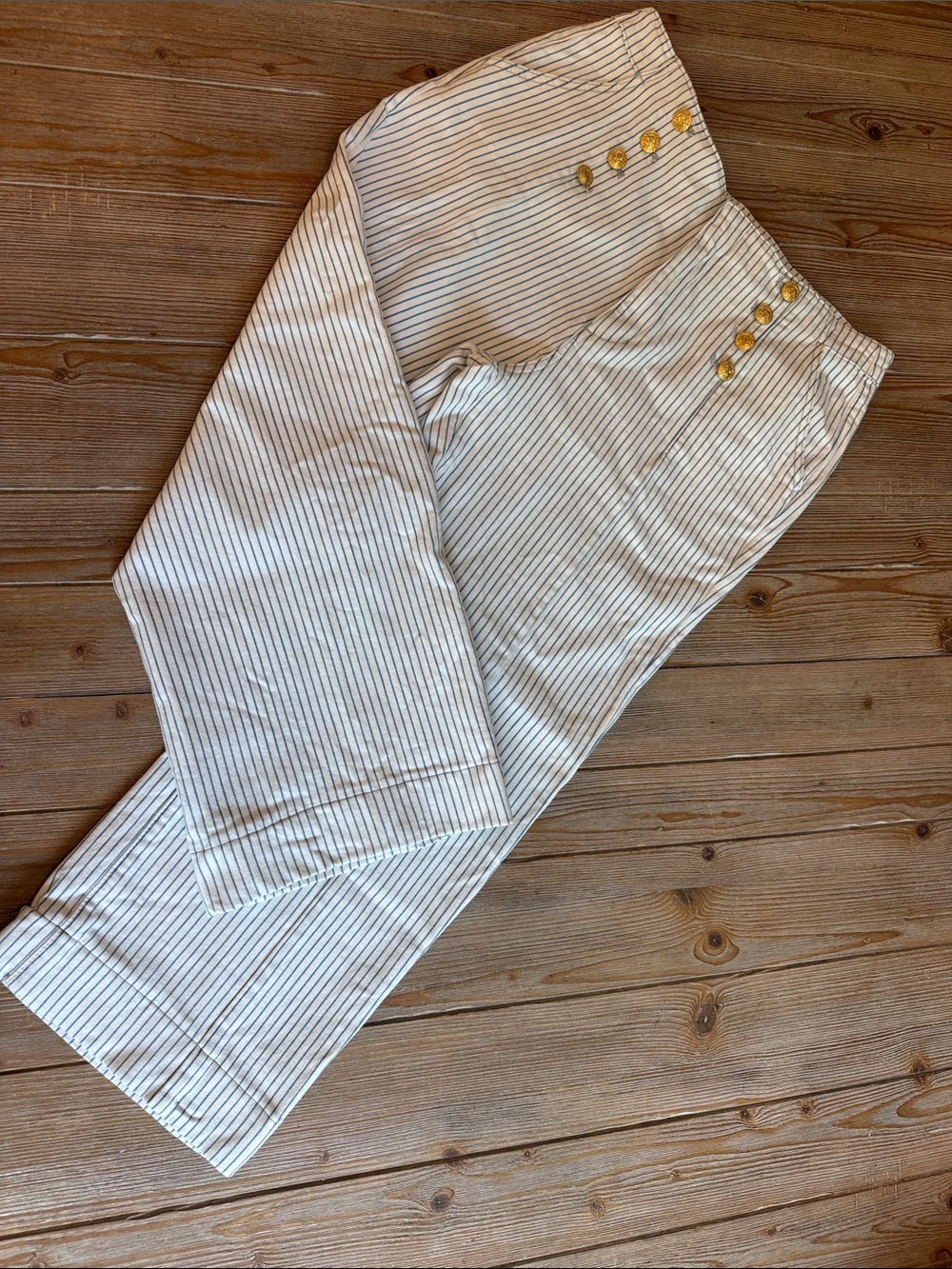 KanCan wide-leg White Pinstriped crops  with Gold Buttons